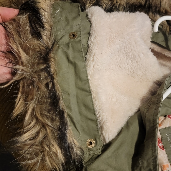 Army Green Jacket Size M - Picture 4 of 6